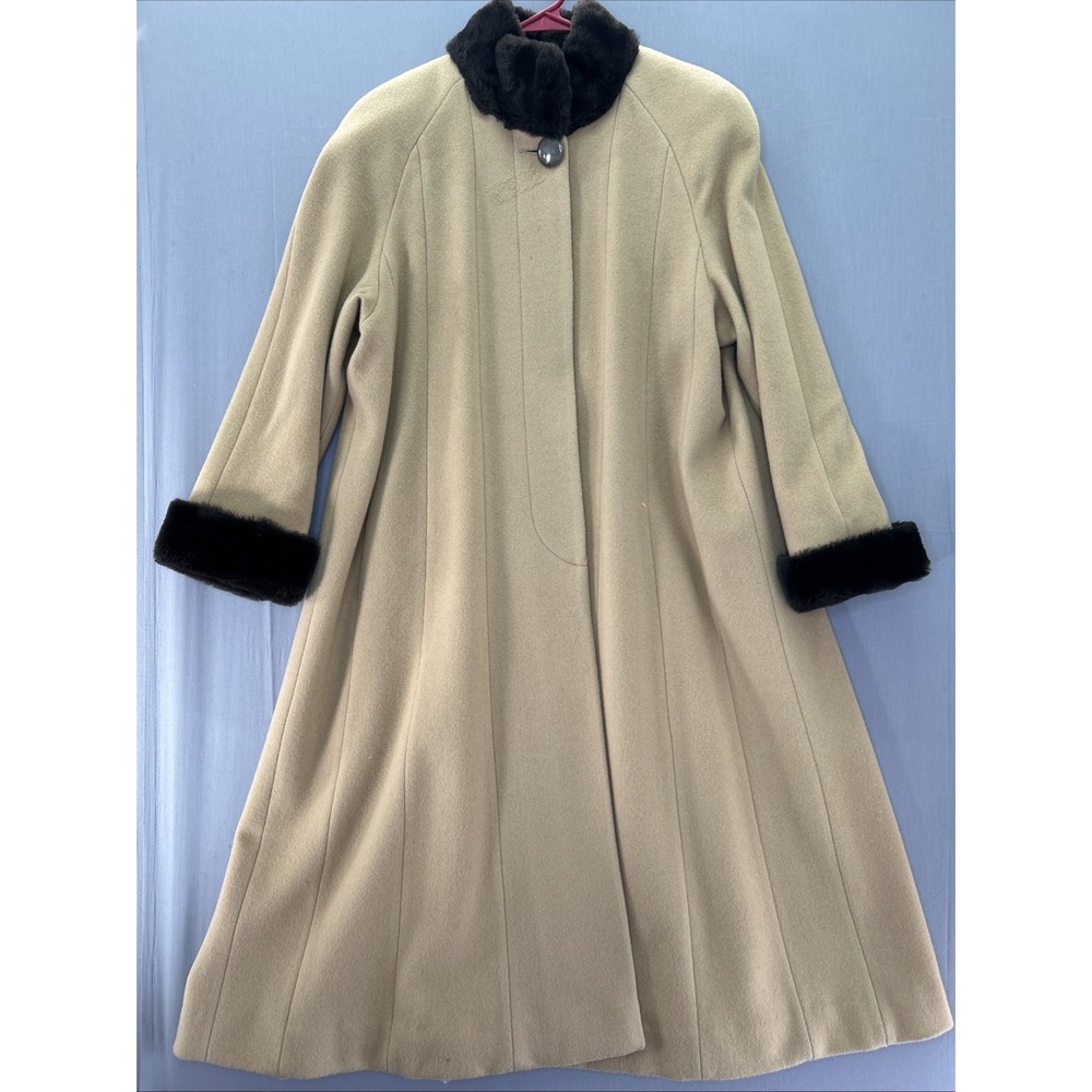 Vintage 1970s Lauren Meren Full Length Tan Wool Coat Faux Fur Trim Size 8 USA